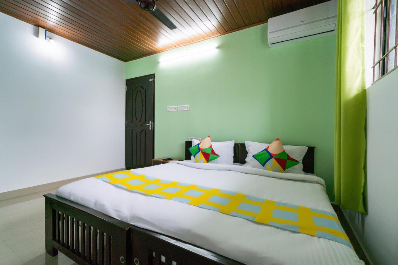 Oyo Home 49697 Aj Apartments Kochi Bagian luar foto