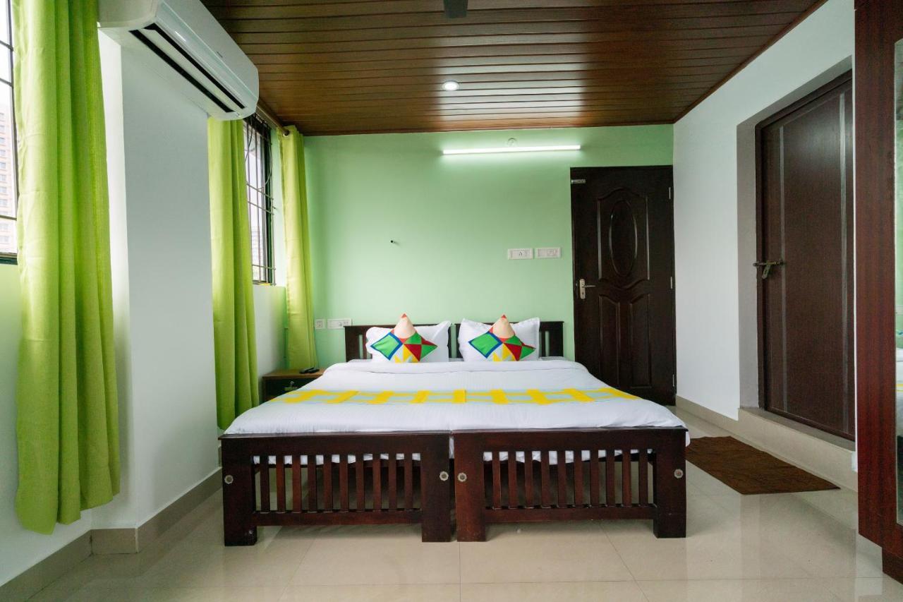Oyo Home 49697 Aj Apartments Kochi Bagian luar foto